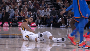 giphy.gif